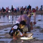 Tradisi Bau Nyale Lombok